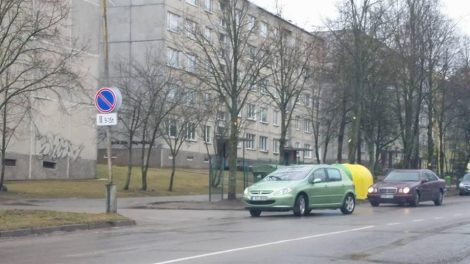 Alytuje - Statybininkų, Topolių ir Jaunimo gatvėse pastatytų ženklų nepaisantiems vairuotojams grės baudos