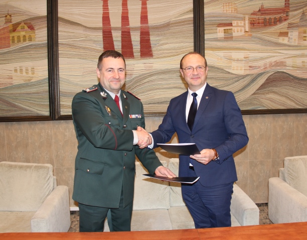 Druskinikuose pasirašyta bendradarbiavimo sutartis tarp Lietuvos savivaldybių asociacijos ir Valstybės sienos apsaugos tarnybos