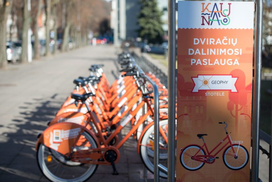 Kaune įsikūrusius Nyderlandų verslininkus nustebino oranžiniai dviračiai