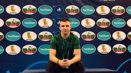 Radviliškio imtynininkas Tomas Kačiukevičius–pasaulio jaunių laisvųjų imtynių čempionato dalyvis