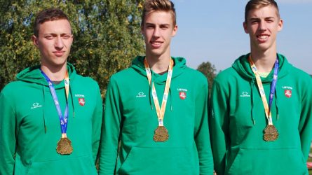 Kauno rajono sporto mokyklos irkluotojams - čempionų medaliai