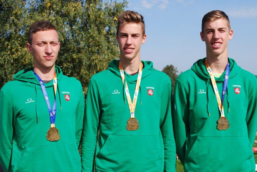 Kauno rajono sporto mokyklos irkluotojams – čempionų medaliai