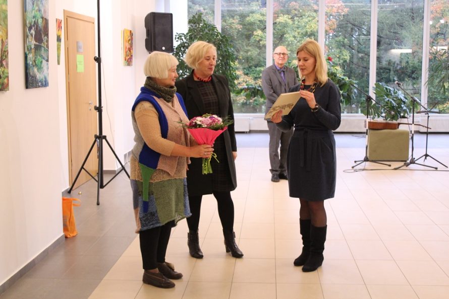 Šiaulių rajono savivaldybės kultūros centre atidaryta dailininkės Bitės Kuic tapybos darbų paroda