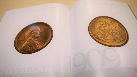 Išleistas V. D. Brennerio plakečių, medalių ir monetų parodos katalogas