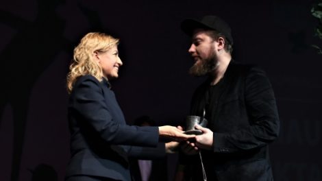 Festivalyje „Com media“ triumfavo šiauliečių spektaklis „Kasykla“