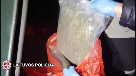 Vilniaus kriminalistai sulaikė didelio masto narkotinių medžiagų kontrabandą iš Ispanijos (VIDEO)