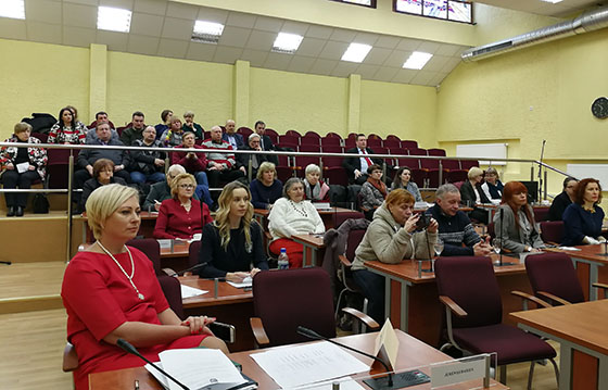 Radviliškio rajono savivaldybėje diskutuota apie darbo tarybų ir profesinių sąjungų veiklą