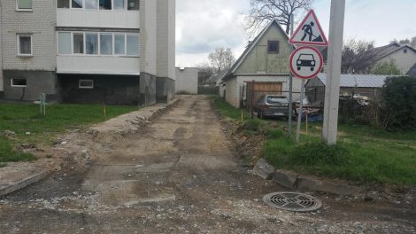 Tvarkome Alytų: gatvėms ir takams remontuoti – per milijoną eurų