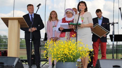 Klaipėdos rajono savivaldybė Lietuvos kaimo turizmo vėliavą perdavė Alytaus rajonui
