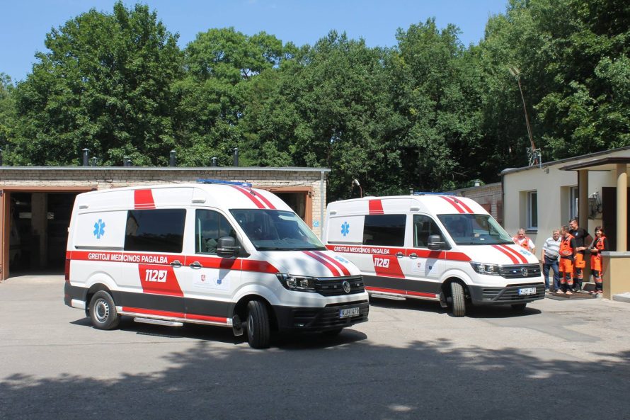 Du nauji greitosios pagalbos automobiliai – Kėdainių medikams