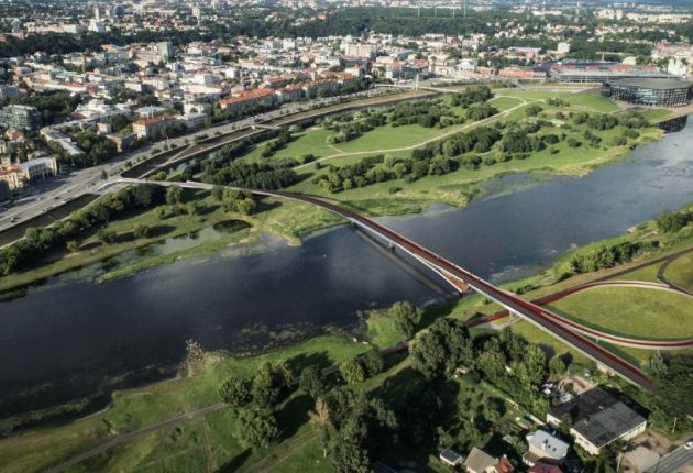 Architektai pristato pėsčiųjų tiltų į Nemuno salą projektinius pasiūlymus