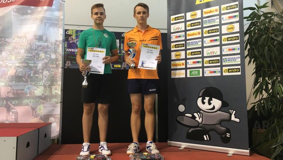 Stalo tenisininkai iš Vokietijos grįžo su apdovanojimais