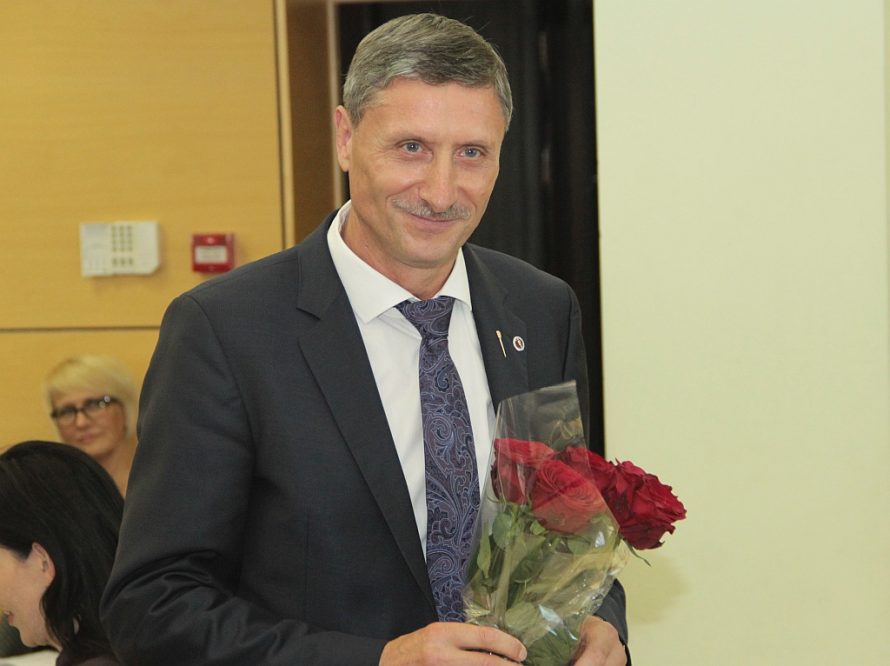Šiaulių taryba patvirtino Šiaulių miesto garbės piliečio kandidatūrą