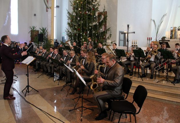 Kalėdos su Šiaulių pučiamųjų orkestru