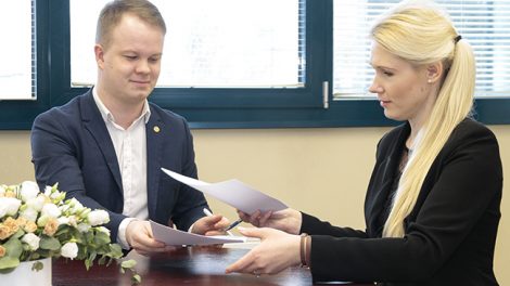 Vyriausioji rinkimų komisija pasirašė sutartį su Lietuvos jaunimo organizacijų taryba