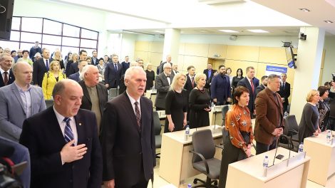 Prisiekė naujoji Šiaulių miesto savivaldybės taryba ir meras