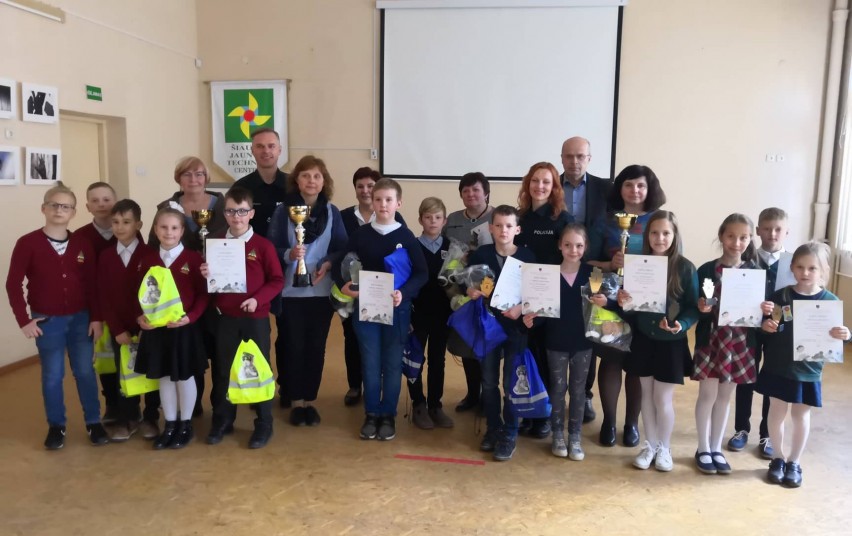 Šiauliuose ir Joniškyje išrinkti mokinių konkurso „Šviesoforas“ nugalėtojai