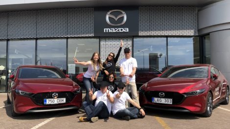 „Mazda Red Dot Team“ komanda ralyje derins grožį su sportu