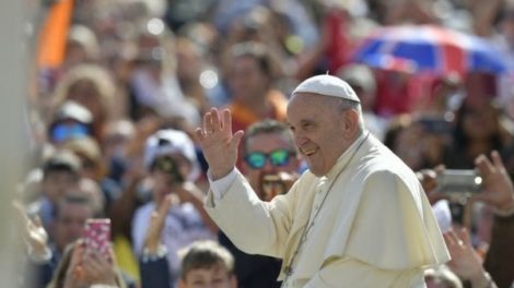Popiežiaus Pranciškaus žinia 2019 m. Pasaulinės misijų dienos proga Pakrikštyti ir siunčiami: Kristaus Bažnyčios misija pasaulyje