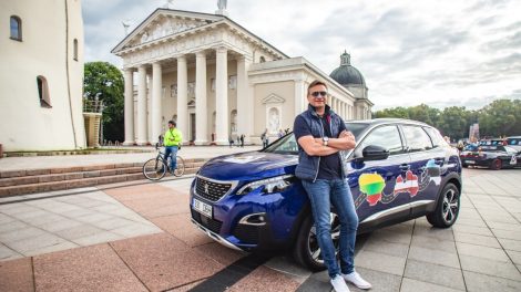 Vitoldas Milius Baltijos kelią pažymės kelione automobiliu be sustojimo degalinėje