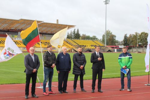 Šiauliuose vyko Lie­tu­vos žmo­nių su fi­zi­ne ne­ga­lia leng­vo­sios at­le­ti­kos čem­pio­na­tas
