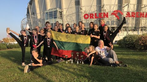 Šiaulių šokėjai raškė medalius pasaulio čempionate