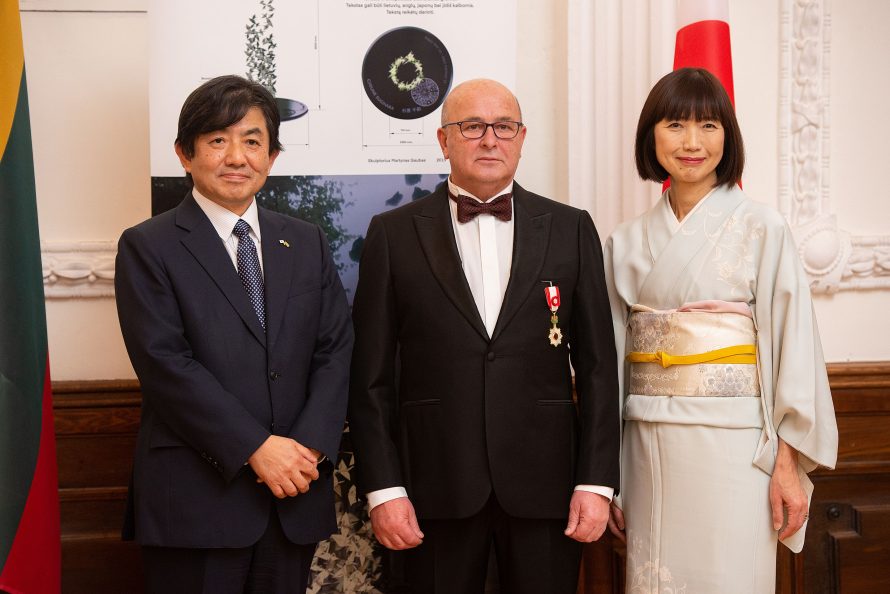 Kauno merui Visvaldui Matijošaičiui įteiktas garbingas Japonijos apdovanojimas