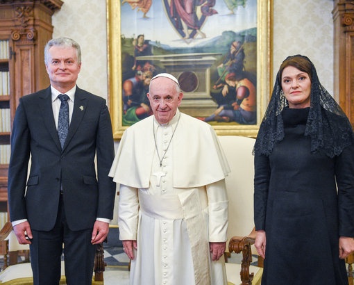 Prezidentas: Popiežius meldžiasi už mūsų šalies vienybę ir gerovę