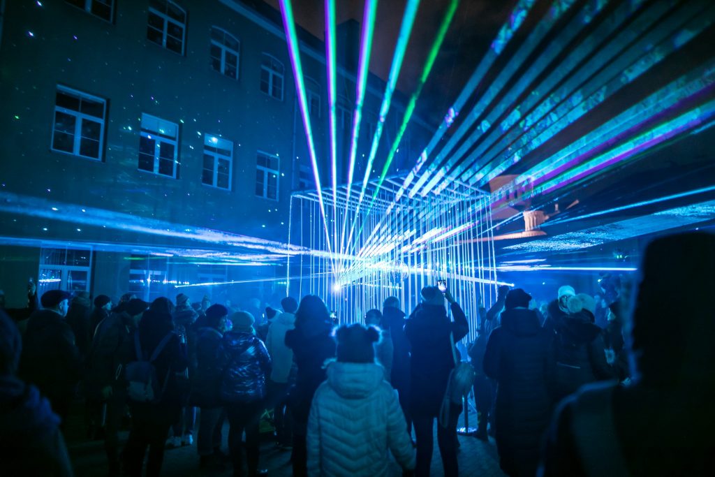 ispudingi-skaiciai:-vilniaus-sviesu-festivalis-sulauke-200-tukst.-lankytoju