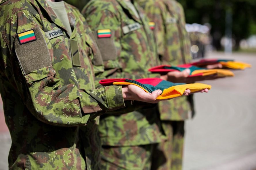 Dėl Lietuvos karių, tarnaujančių Irake