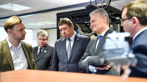 Šalies Prezidentas susipažino su Nacionalinio kibernetinio saugumo centro padalinio Kaune veikla