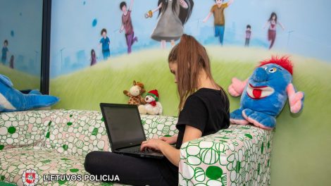 Minint tarptautinę Saugesnio interneto dieną, Klaipėdos bendruomenės pareigūnų patarimai jauniesiems vartotojams