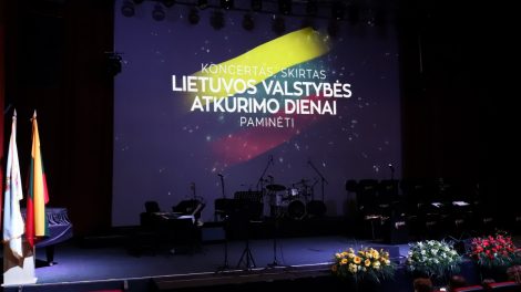 Šiaulių koncertų salėje „Saulė“ ypatingai paminėta Valstybės atkūrimo diena