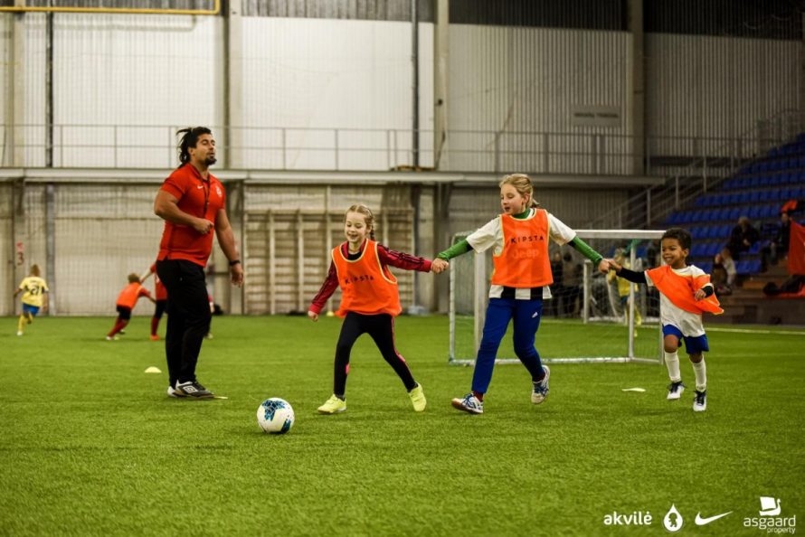 Vaikų futbolo treneriai Vilniuje – kaip juo tapti?