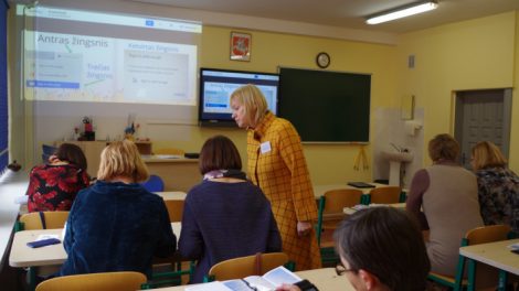 Geroji šalies pedagogų patirtis Alytaus Putinų gimnazijoje vykusioje konferencijoje-darbuotėse „Pažinti. Patirti. Grąžinti“