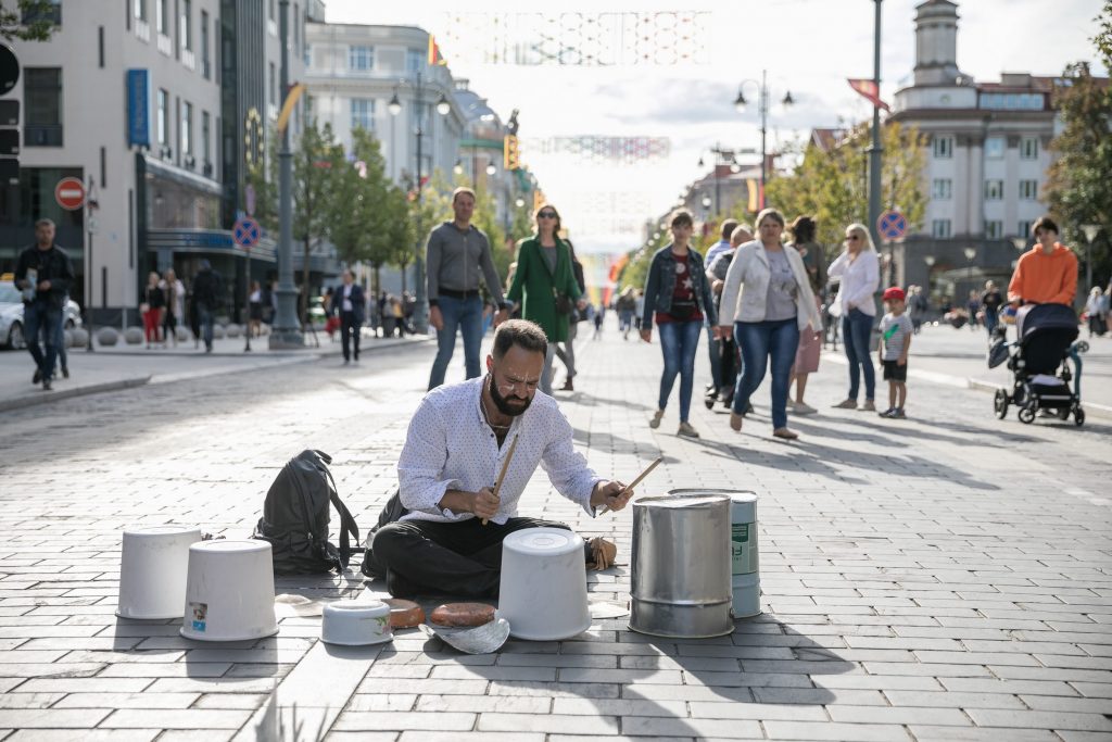 vilniaus-pagalba-verslui:-sumoketas-gyventoju-pajamu-mokestis-bus-perkeliamas-i-kitus-metus