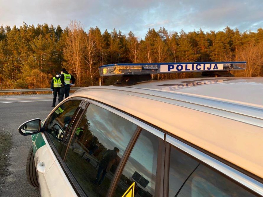 Nemenčinėje dirba sustiprintos policijos pareigūnų pajėgos
