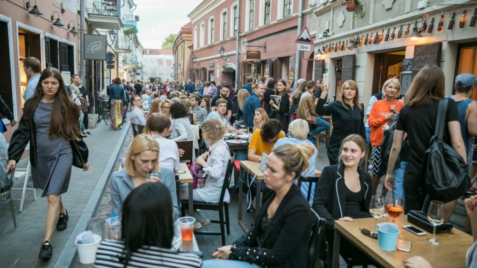 Vilnius siūlo pagalbos paketą restoranams ir kavinėms: dovanoja miesto erdves ir kviečia įsigyti talonų