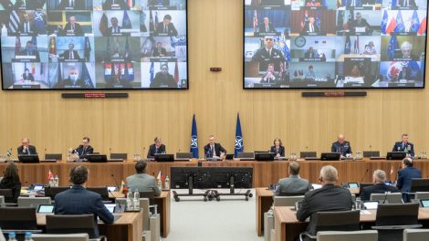 R. Karoblis NATO gynybos ministrams: „Solidarumas ir vienybė – geriausias atsakas bet kokiai krizei“