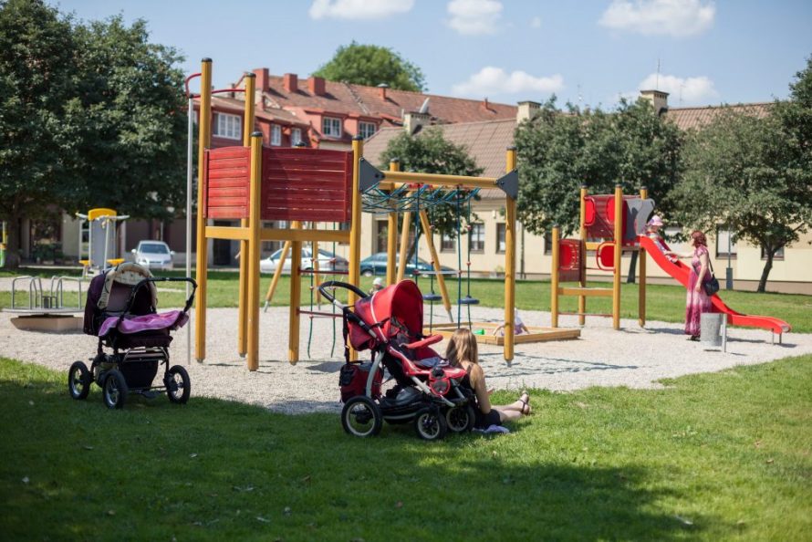 Vilniuje atveriamos žaidimų ir sporto aikštelės lauke  – saugumo rekomendacijos išlieka