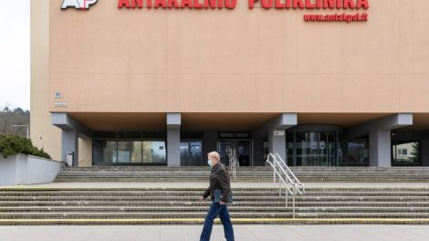 Vilniaus poliklinikos vėl priims pacientus – paslaugas atnaujina etapais