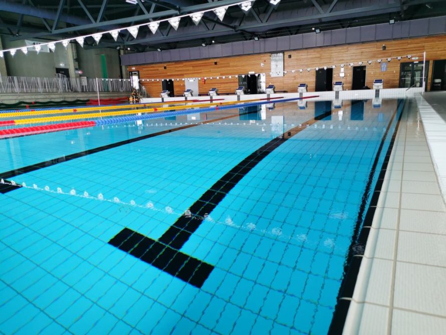 Atidaromas Fabijoniškių baseinas: kviečia sportuoti ir sportininkus, ir gyventojus