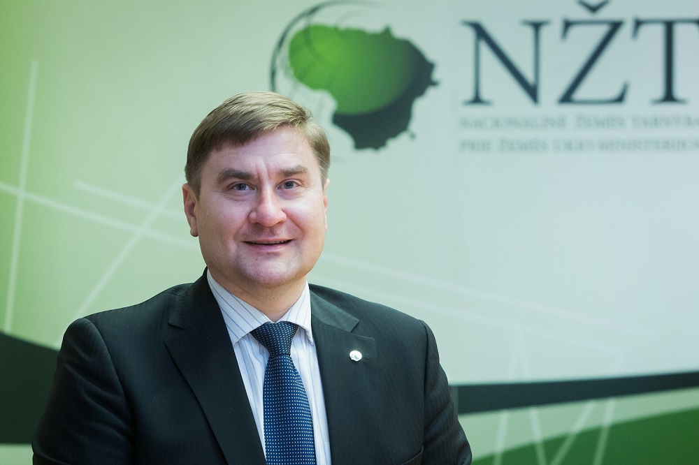 suteikiant-valstybine-zeme-laikinai-naudoti-–-pirmenybe-besiribojanciu-sklypu-naudotojams