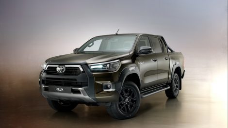 „Toyota“ pristato naująjį „Hilux“
