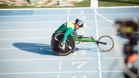 Paralimpietis K. Skučas lietuvišką olimpinę mylią šturmuos lenktyniniu vežimėliu