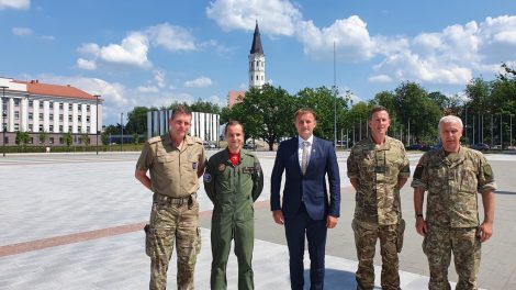 Šiaulių meras susitiko su NATO pajėgų integravimo vieneto grupės vadu