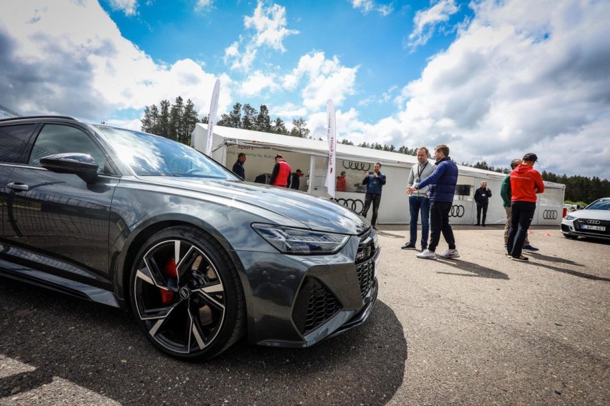 Trečiąjį sezoną pradeda „Audi Sport Driving Academy“