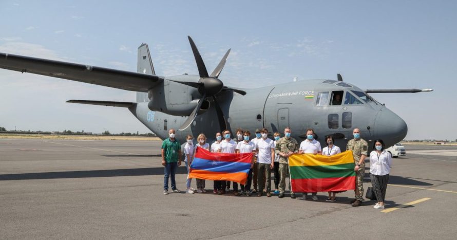 Lietuvos medikai ir ekspertai iš Armėnijos grįžo atlikę svarbią misiją