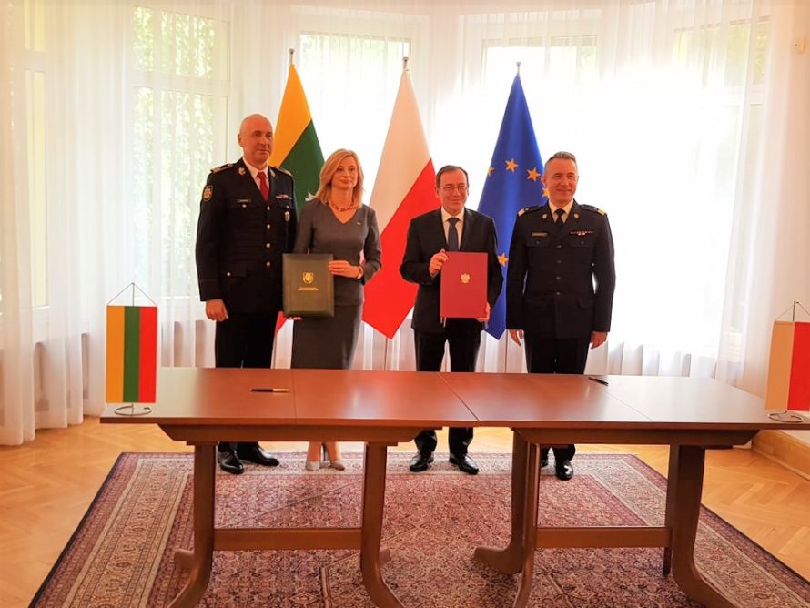 Lietuvos ir Lenkijos vidaus reikalų ministrai pasirašė bendradarbiavimo susitarimą 