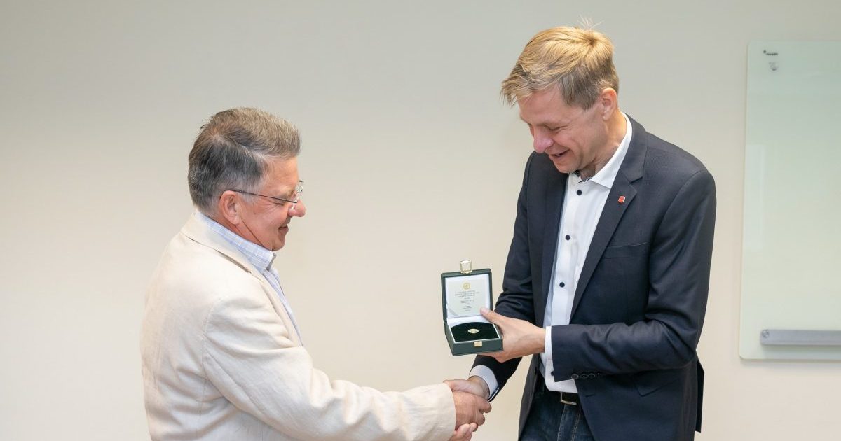 mecenato-zenklelis-iteiktas-vilnieciui-rimantui-kraujaliui